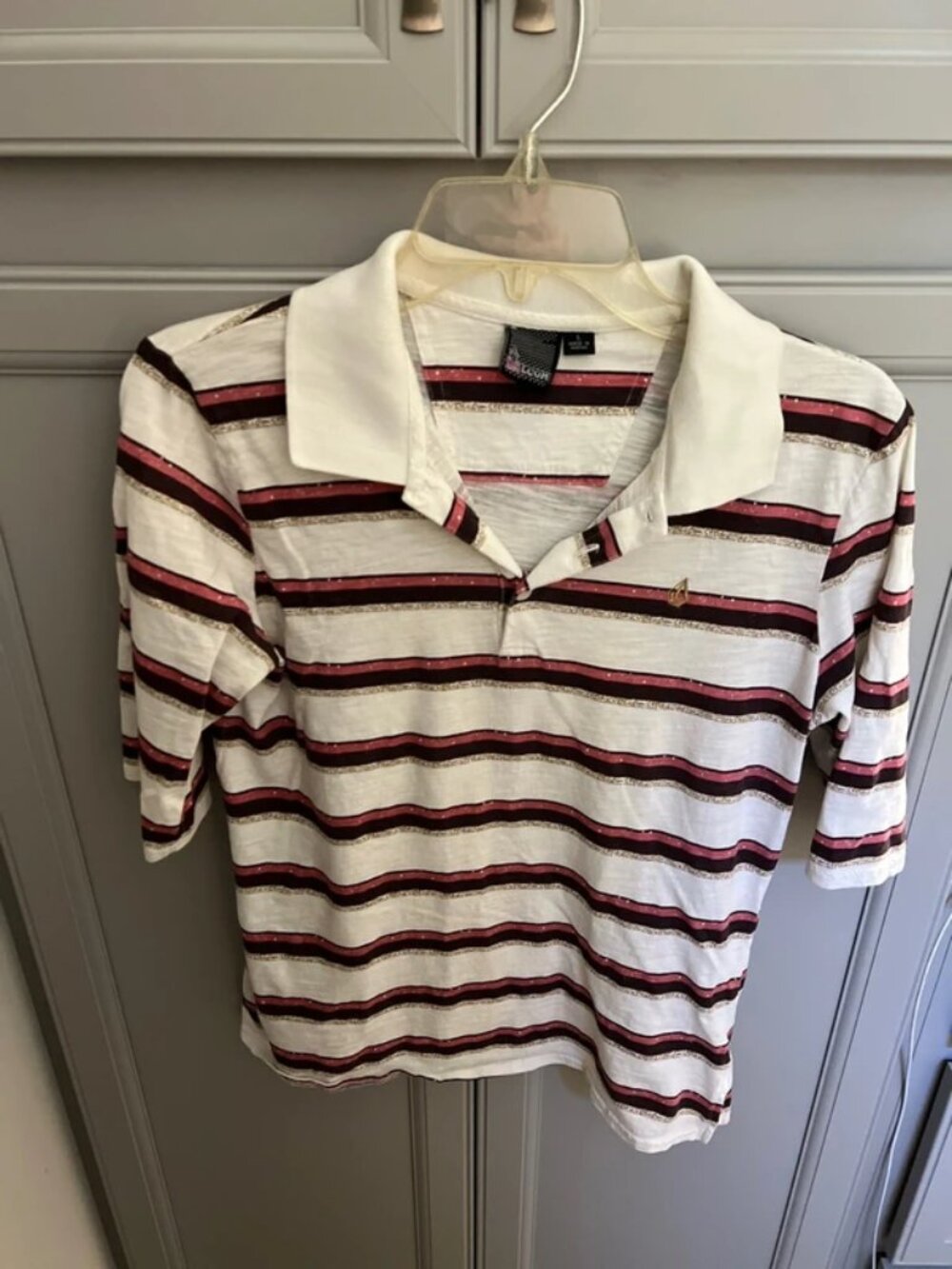 Women’s size large Volcom brand top euc